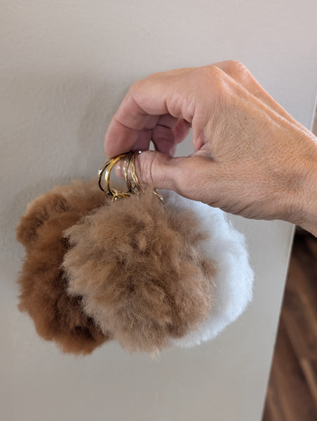 Alpaca Fluffball Keychain